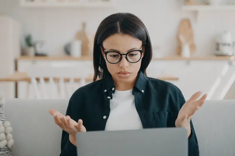 Fautes d’orthographe fatales : les 5 erreurs qui font chuter votre score